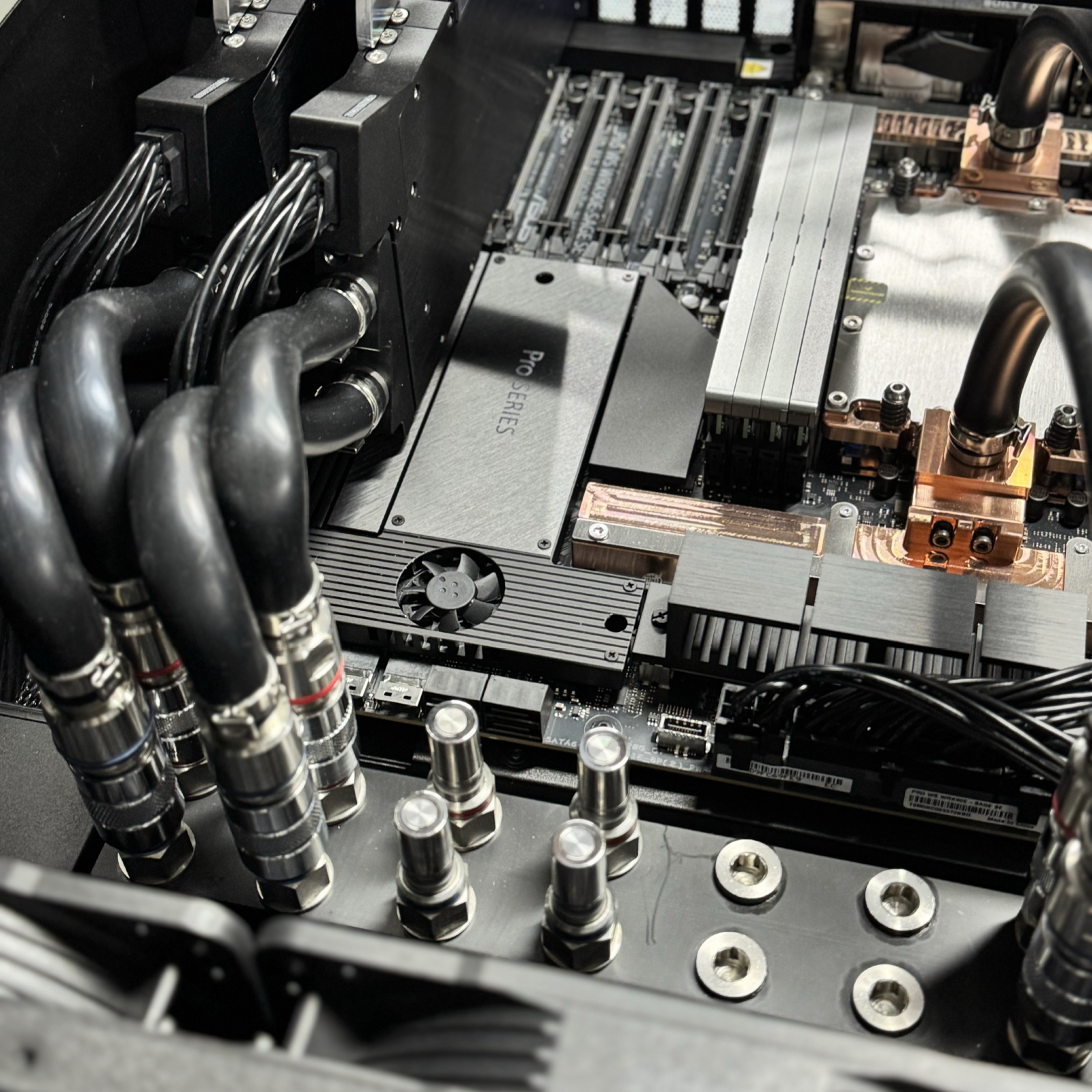 Multi-GPU сервер INFERIT